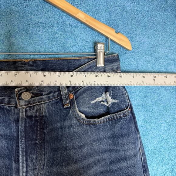 Women's Levi's 501 Premium Button Fly Jeans Distressed 28X32 Blue Fits 30x30.5 - Picture 3 of 16